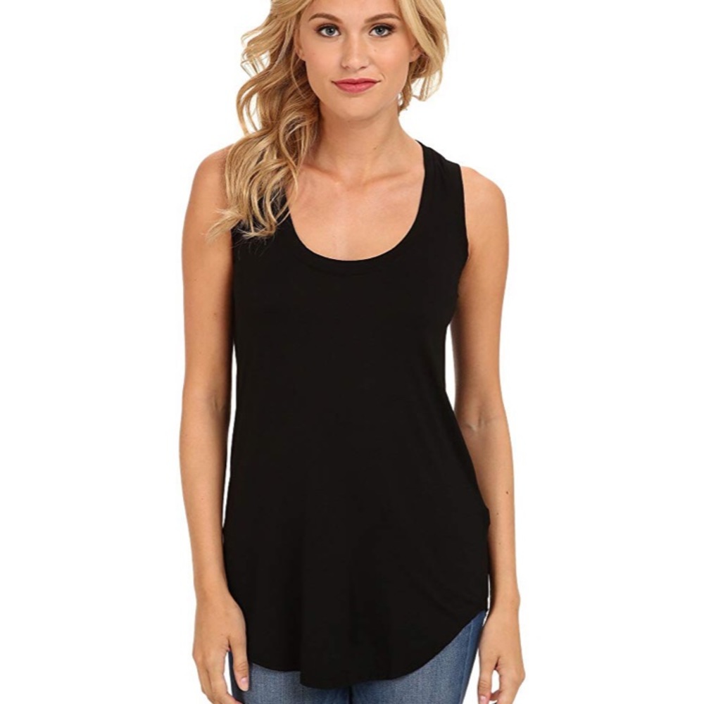 NWT, Black sleeveless top, three dots. Great deal!